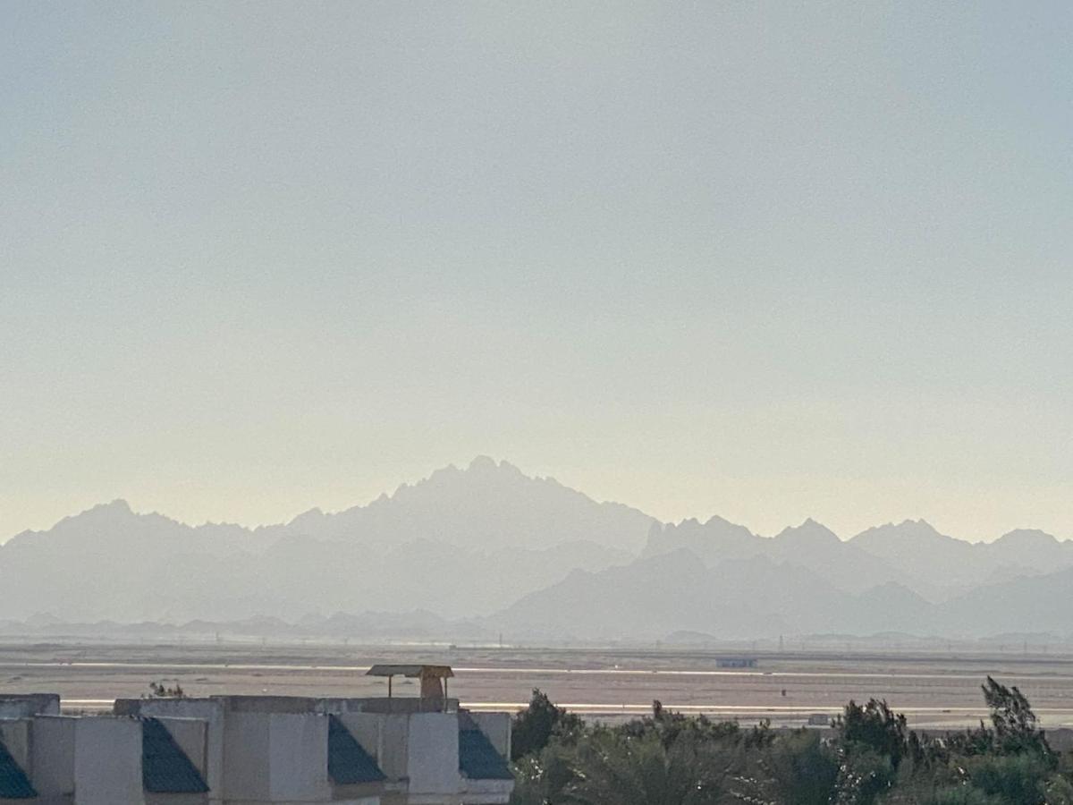 Modern Mountain View On The Touristic Promenade Appartement Hurghada